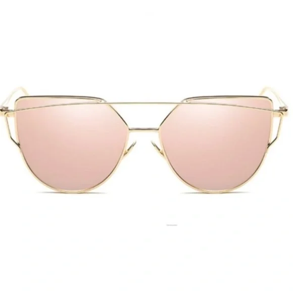 Posh Live Sunglasses Listing - Picture 2 of 8